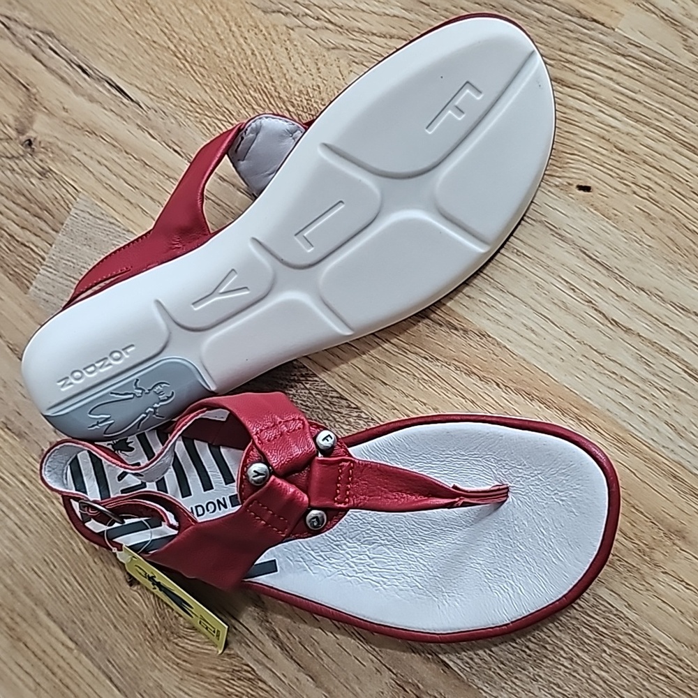 Fly red sandals.
